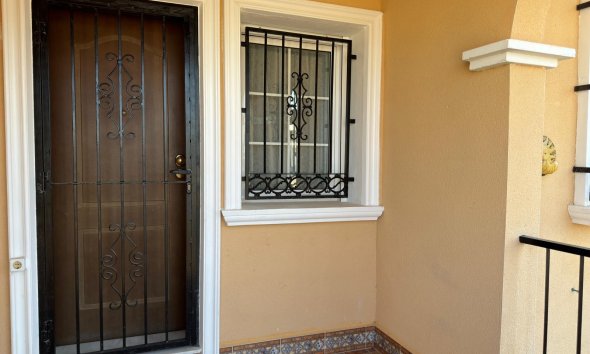 Resale - Town House - Orihuela Costa - Villamartín