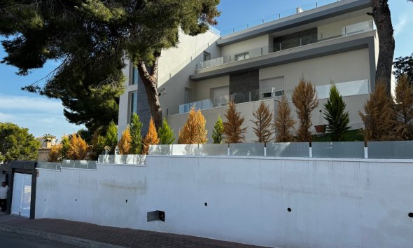 Resale - Villa - Torrevieja - Los Balcones