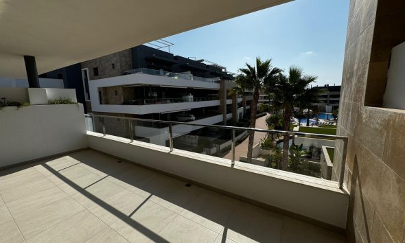 Resale - Apartment - Orihuela Costa - La Zenia