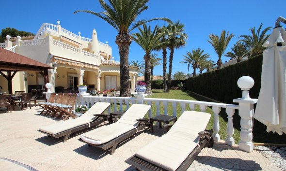 Resale - Villa - Torrevieja - Punta Prima