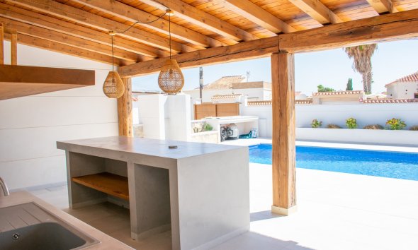 Resale - Villa - Torrevieja - Torreta Florida