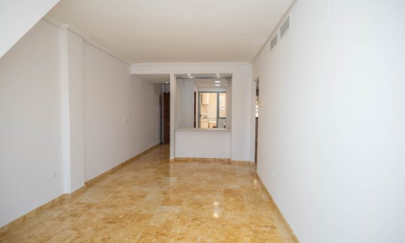 Resale - Apartment - Torrevieja - Playa del Cura