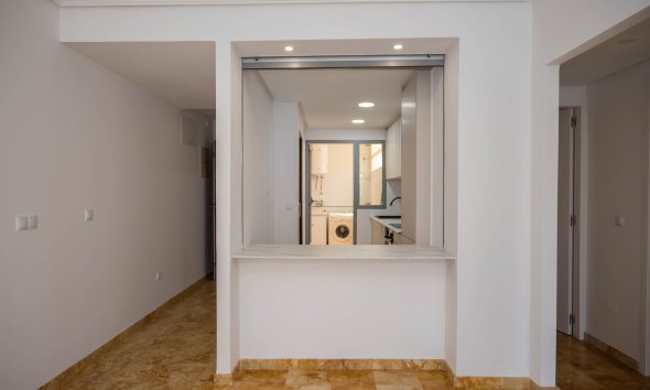 Resale - Apartment - Torrevieja - Playa del Cura