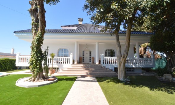 Resale - Villa - Torrevieja - Torreta Florida