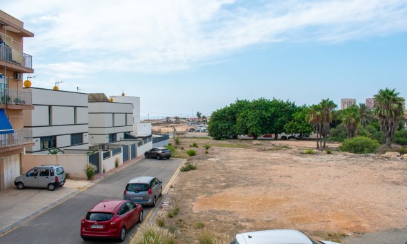 Resale - Apartment - Torrevieja - Los Frutales