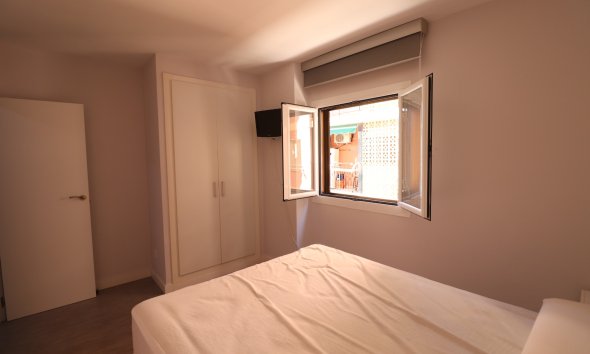 Resale - Apartment - Torrevieja - Playa del Cura