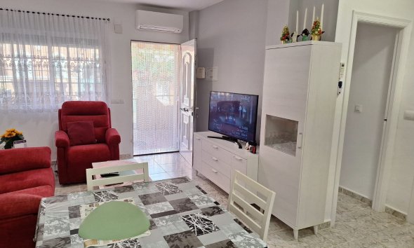 Reventa - Villa - Playa Flamenca - Villas San Luis