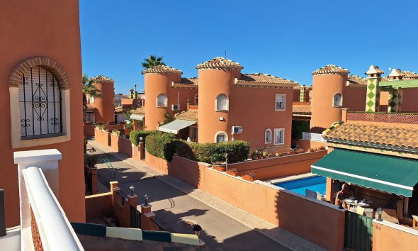 Reventa - Villa - Playa Flamenca - Villas San Luis