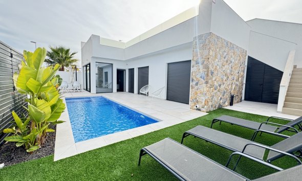 Resale - Villa - Pilar de la Horadada