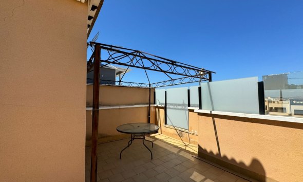 Resale - Town House - Orihuela Costa - Villamartín