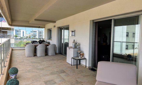 Resale - Apartment - Orihuela Costa - La Zenia