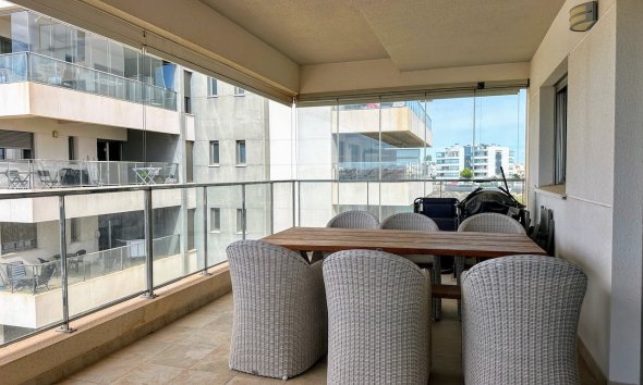 Resale - Apartment - Orihuela Costa - La Zenia