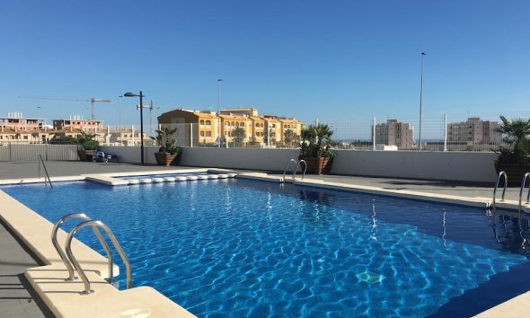 Resale - Apartment - Orihuela Costa - La Zenia