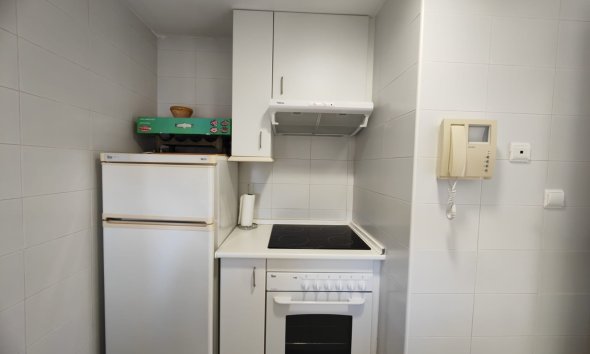 Resale - Apartment - Guardamar del Segura