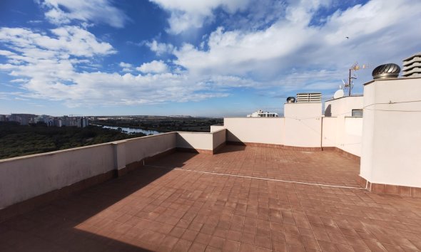 Resale - Apartment - Guardamar del Segura