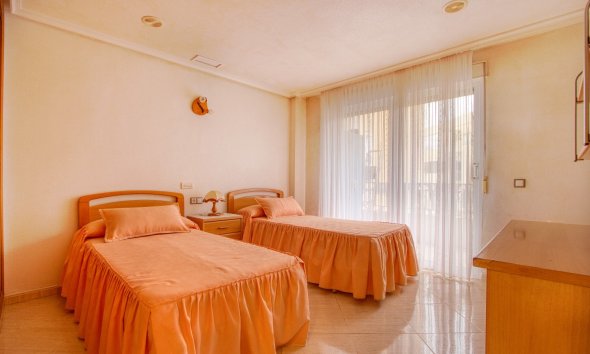 Resale - Apartment - Torrevieja - Playa del Cura