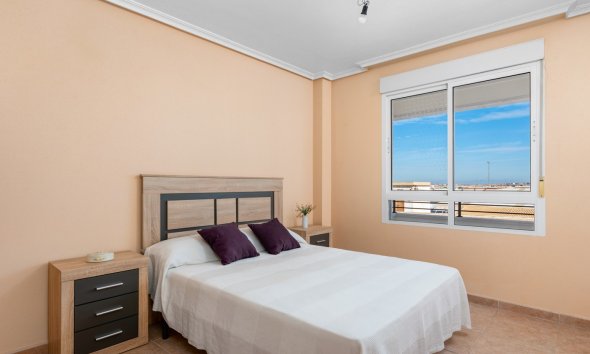 Resale - Apartment - Torrevieja - Center