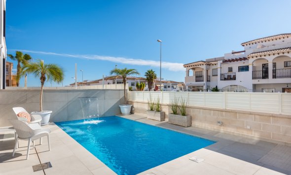 Resale - Villa - Orihuela Costa - Punta Prima