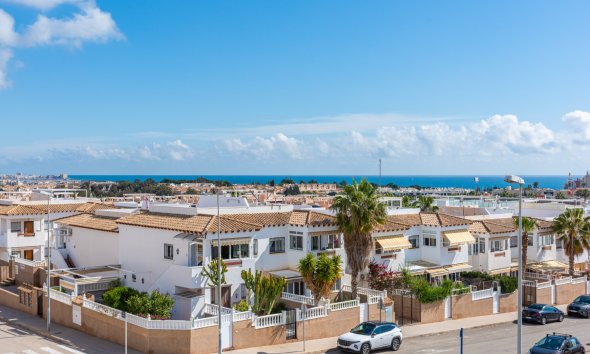 Resale - Villa - Orihuela Costa - Punta Prima