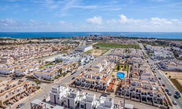 Resale - Villa - Orihuela Costa - Punta Prima