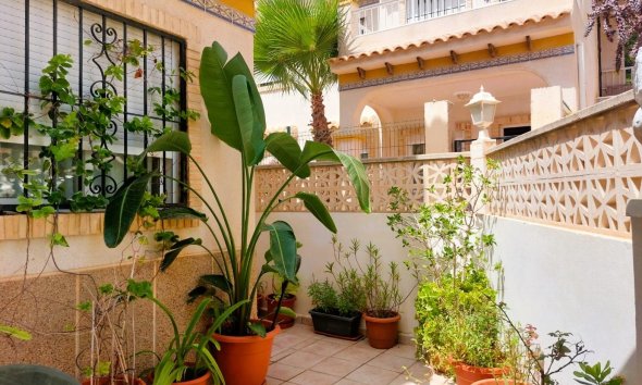 Resale - Town House - Torrevieja - Las calas