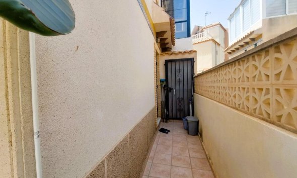 Resale - Town House - Torrevieja - Las calas