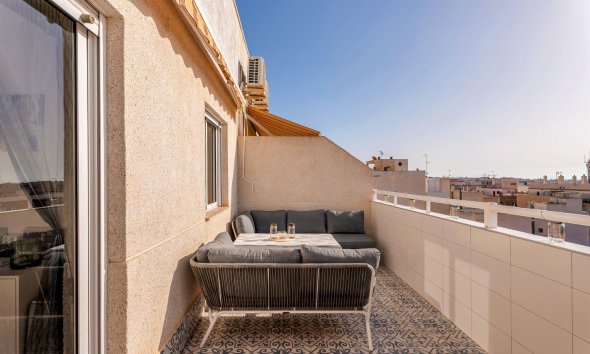 Resale - Apartment - Torrevieja - Centro