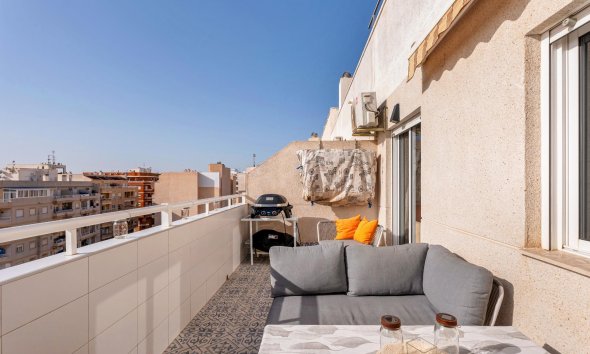 Resale - Apartment - Torrevieja - Centro