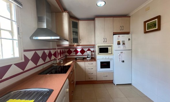 Resale - Apartment - Torrevieja - Playa del cura