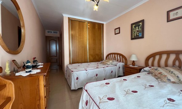 Resale - Apartment - Torrevieja - Playa del cura