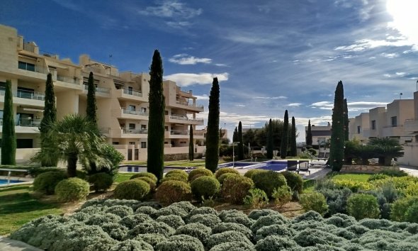 Resale - Villa - Orihuela Costa - Los Dolses