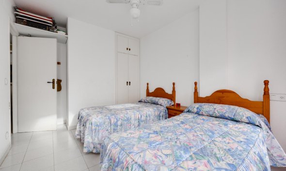 Resale - Apartment - Torrevieja - playa de los naufragos