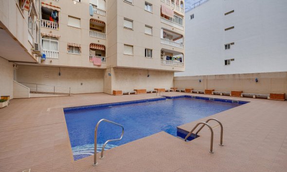 Resale - Apartment - Torrevieja - playa de los naufragos