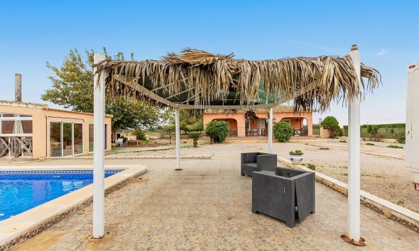 Resale - Villa - Dolores - Vereda del pozo