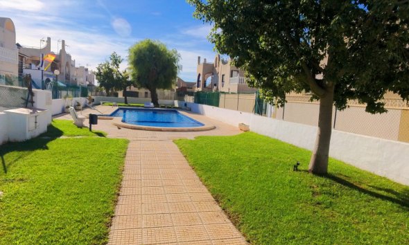 Resale - Town House - Torrevieja