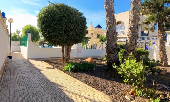 Resale - Town House - Torrevieja