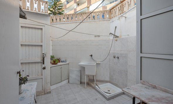 Resale - Town House - Torrevieja - Acequion