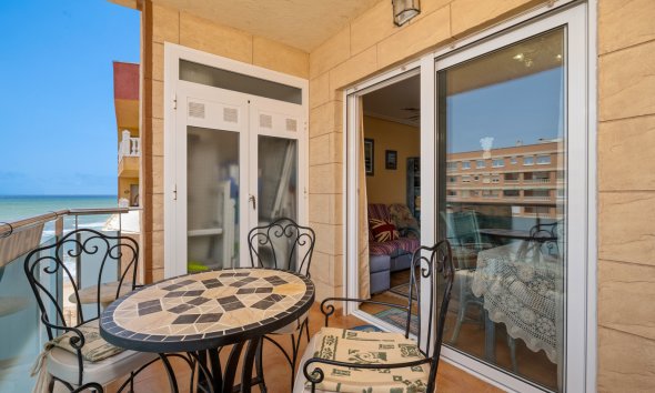 Resale - Apartment - Torrevieja - La Mata