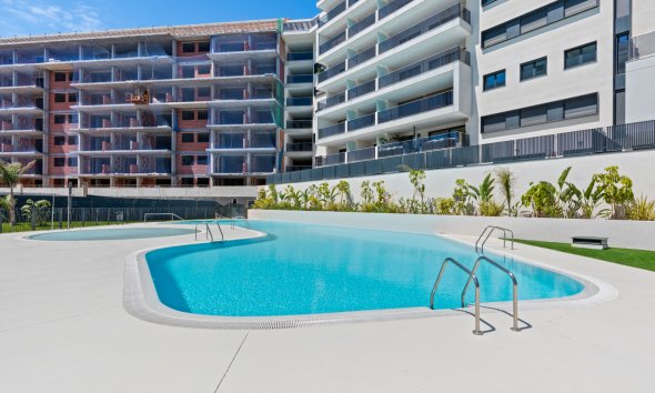 Resale - Apartment - Orihuela Costa - Campoamor