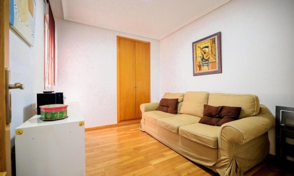 Resale - Apartment - Torrevieja - torrevieja