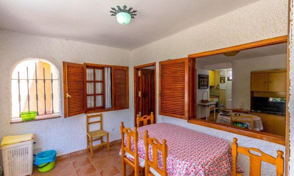 Resale - Bungalow - Pilar de la Horadada - Mil Palmeras