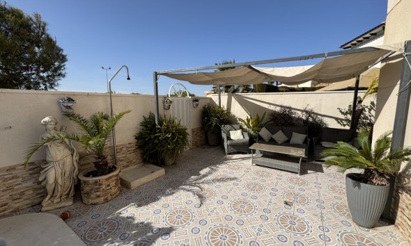 Resale - Villa - La Zenia