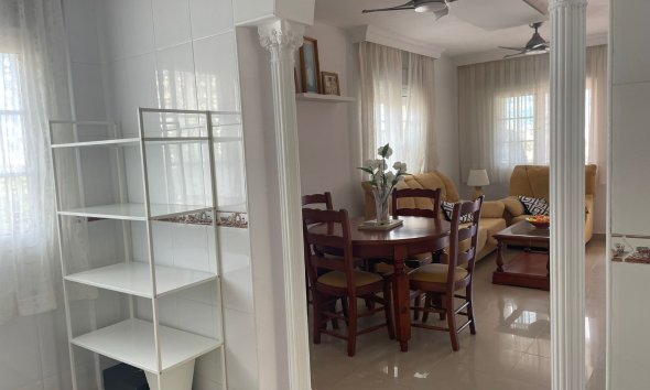 Resale - Apartment - Orihuela - Villamartín