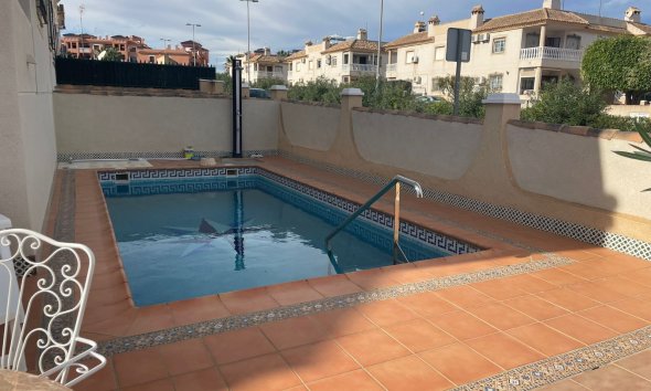 Resale - Apartment - Orihuela - Villamartín