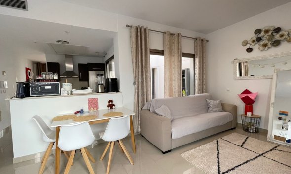 Resale - Town House - Torrevieja - Punta Prima