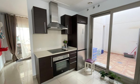 Resale - Town House - Torrevieja - Punta Prima