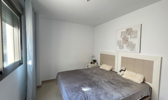 Resale - Town House - Torrevieja - Punta Prima