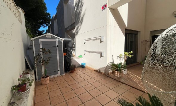 Resale - Town House - Torrevieja - Punta Prima