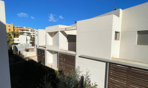 Resale - Town House - Torrevieja - Punta Prima