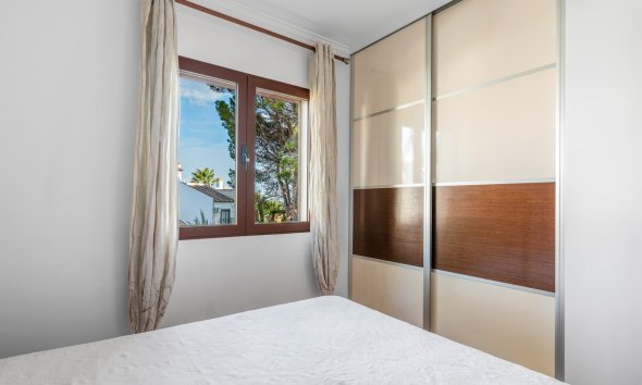 Resale - Apartment - Villamartin - Villamartín